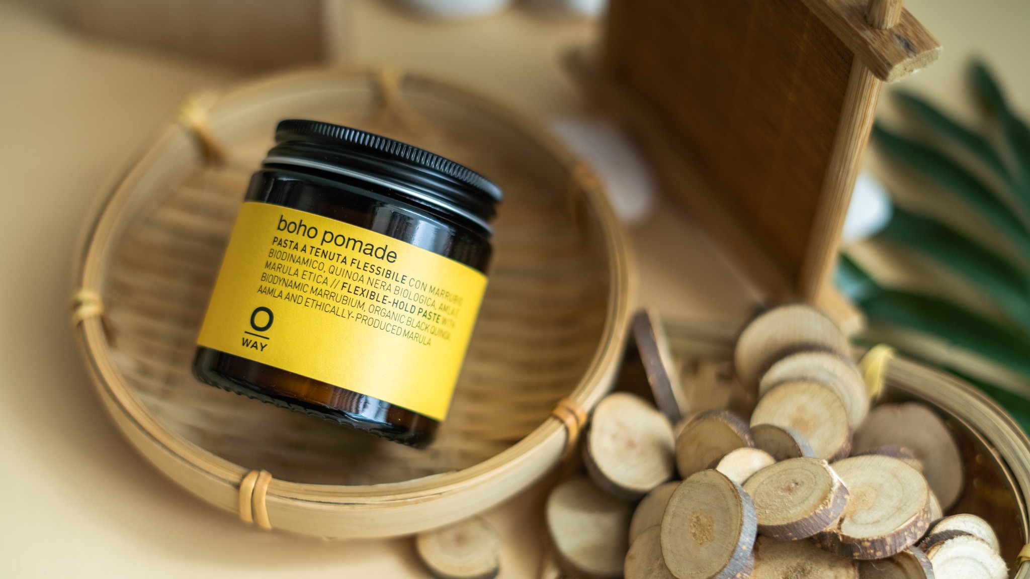 Sáp tạo kiểu Oway Boho Pomade – Tạo độ bông, tơi tự nhiên cho mái tóc xoăn, uốn